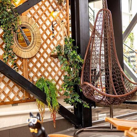 Lila'S Studios Asproválta Ngoại thất bức ảnh
