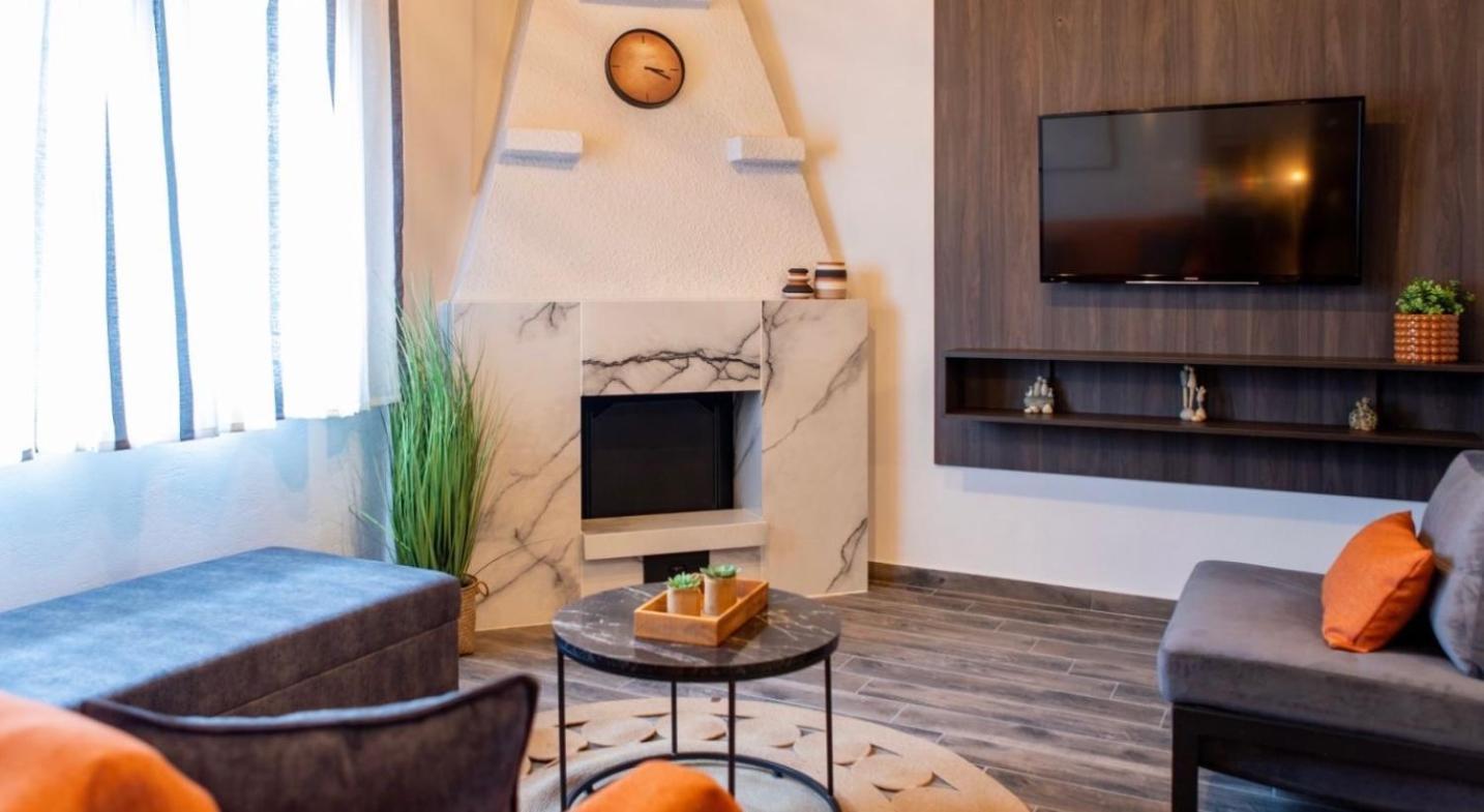 Lila'S Studios Asproválta Ngoại thất bức ảnh