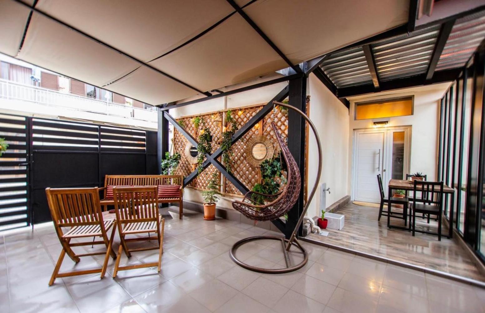 Lila'S Studios Asproválta Ngoại thất bức ảnh