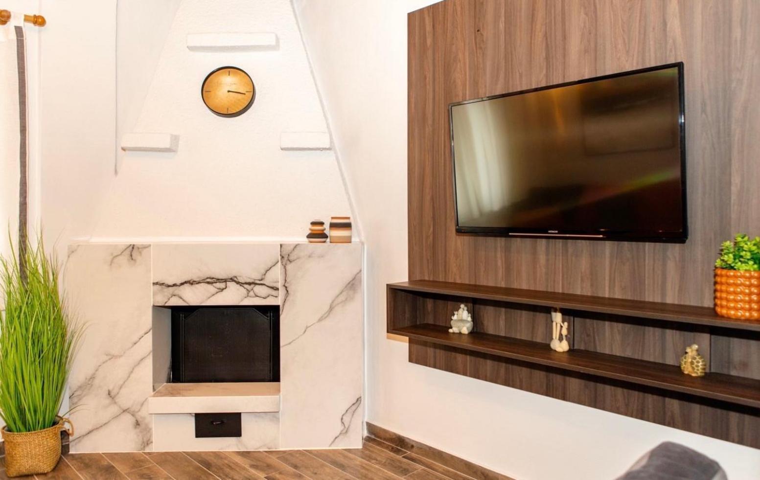 Lila'S Studios Asproválta Ngoại thất bức ảnh